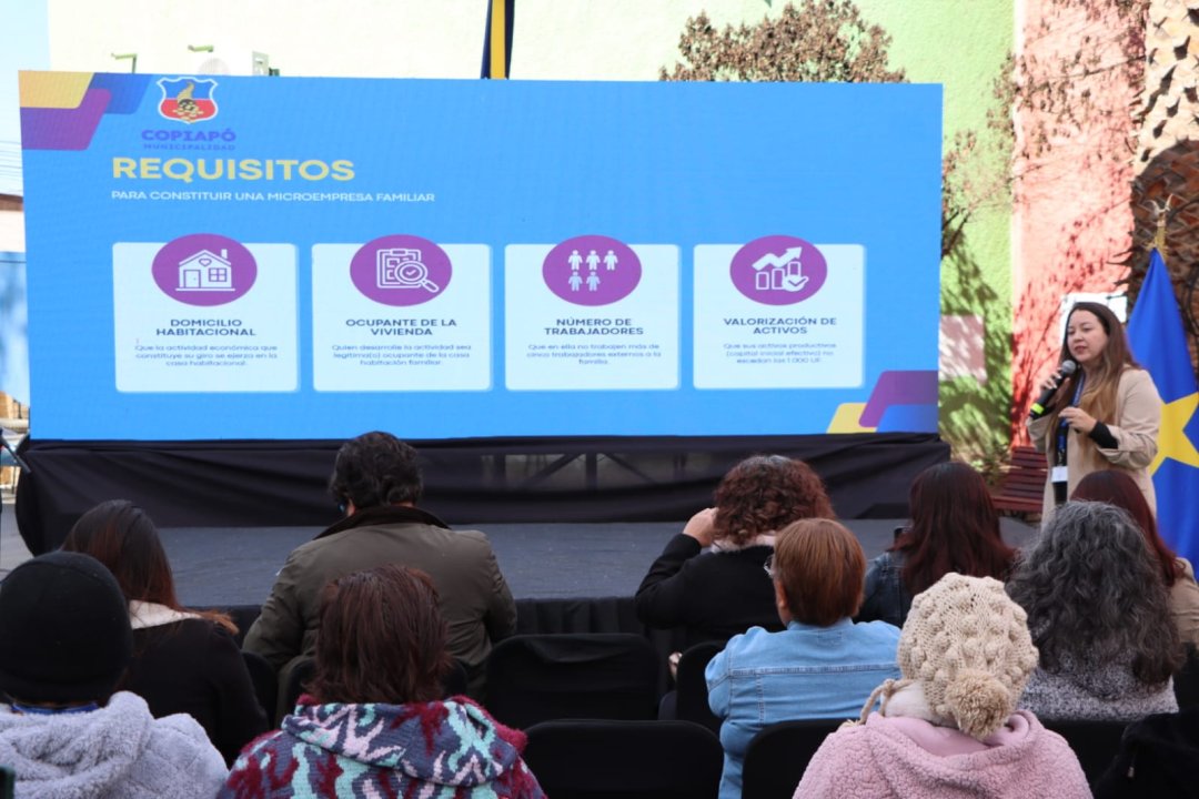 /emprendedores-de-copiapo-participaron-de-gran-feria-de-servicios-organizada