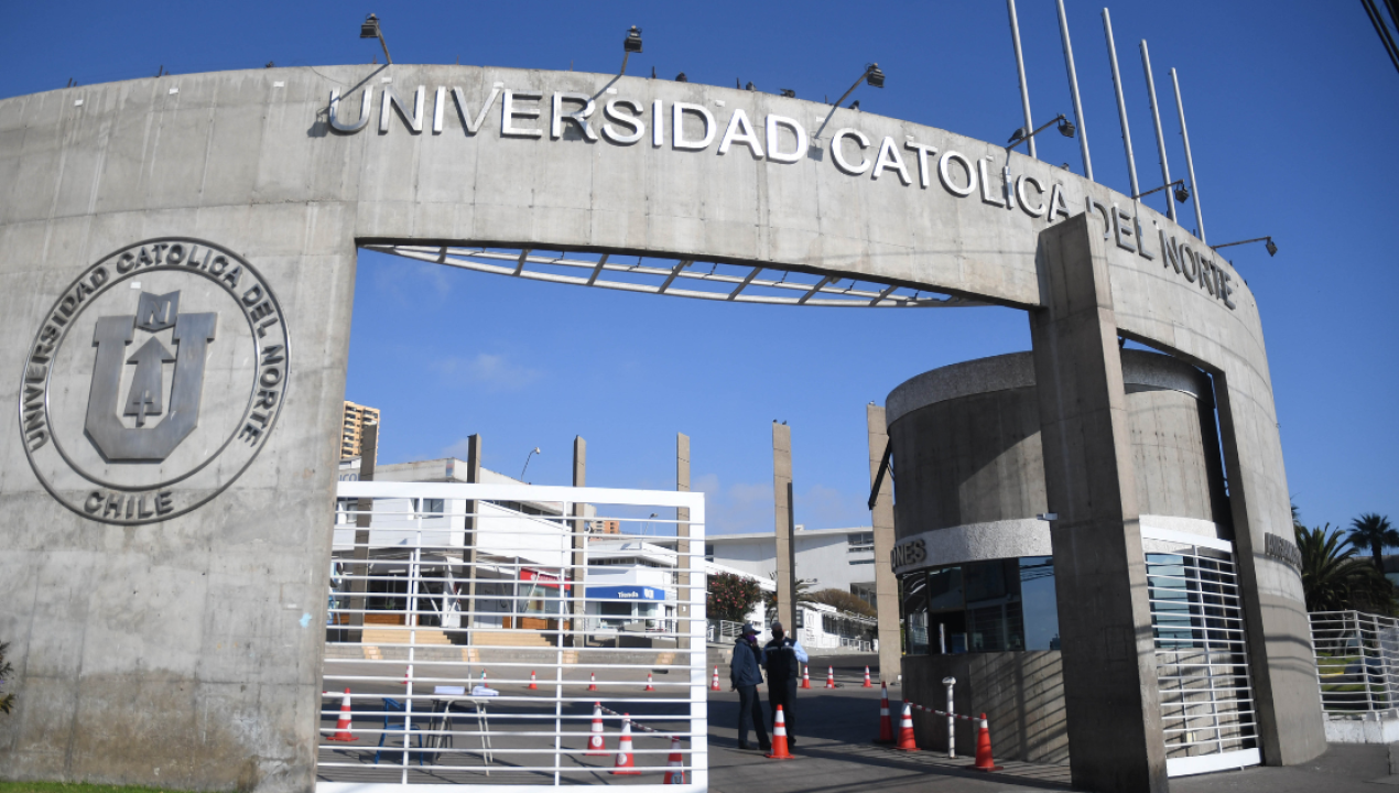 /alumnos-de-la-ucn-retoman-clases-y-ponen-fin-al-paro