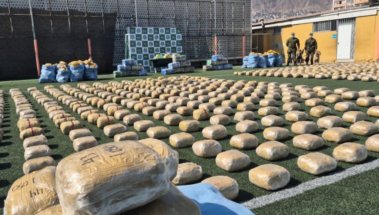 /incautan-1-680-kilos-de-droga-en-la-region-de-antofagasta-en-dos-operativos