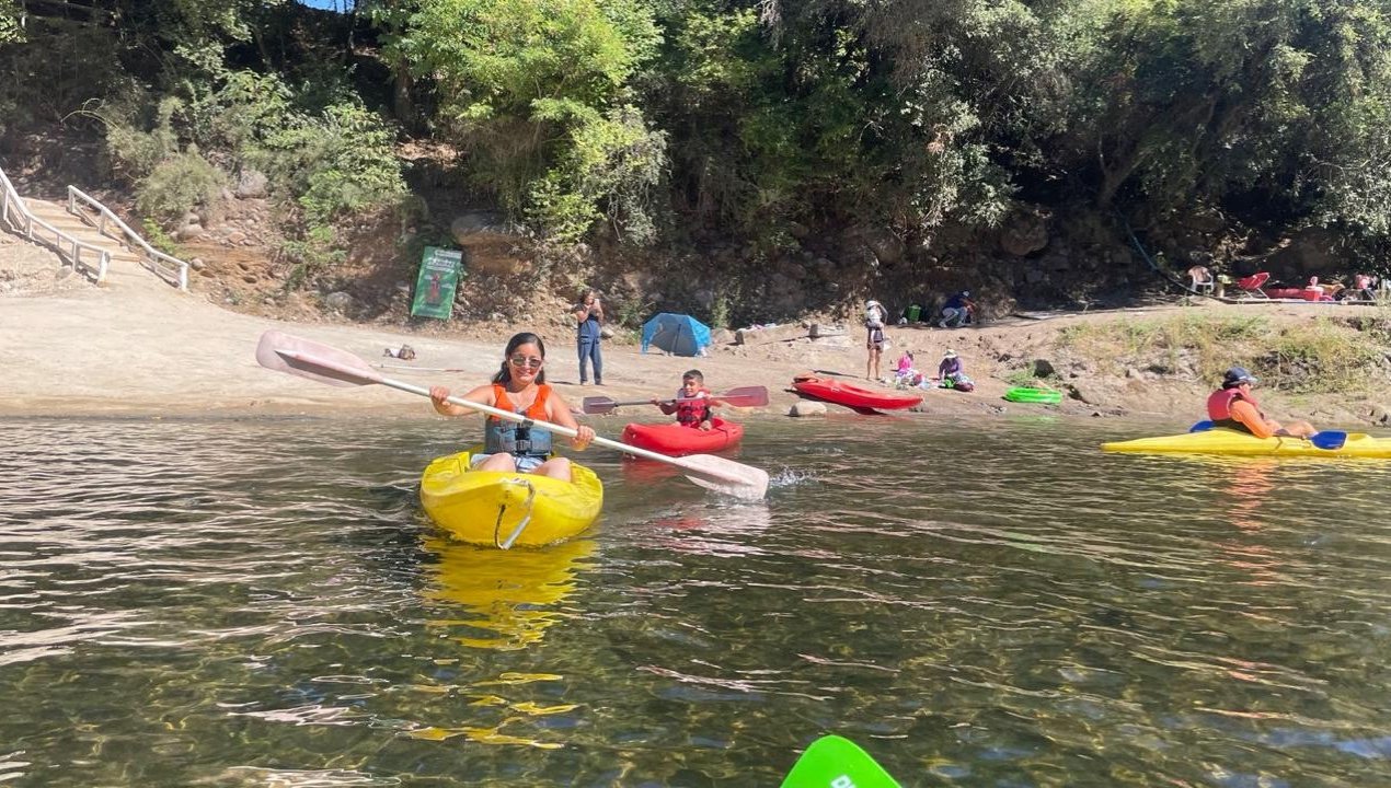 /curico-impulsa-taller-de-kayak-con-foco-en-seguridad