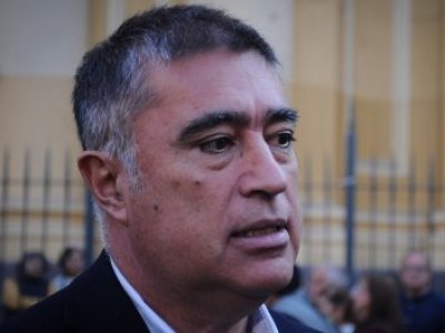 Desbordes viajará al extranjero para sacar a ambulantes del centro