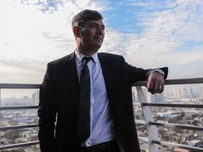 Parisi sube al tercer lugar en candidatura presidencial