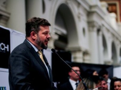 “No puede tener gente de 80 y 90 años pudriéndose en una cárcel”: Kaiser defiende indulto a Krassnoff en debate Archi