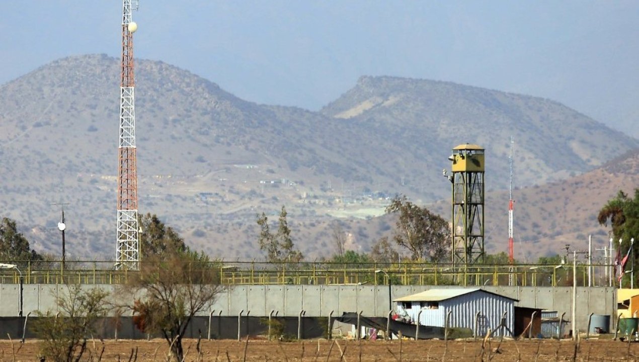 /actualidad/ex-punta-peuco-recibe-a-su-primer-interno-no-vinculado-a-violaciones-a-los