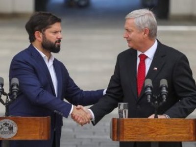 Presidente Boric destaca transición institucional hacia el gobierno de Kast