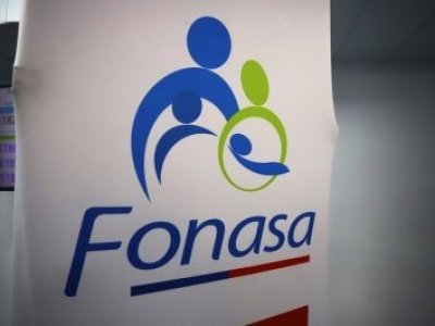 Fonasa activa Sistema de Acceso Priorizado 2026 para cirugías de rodilla y cadera