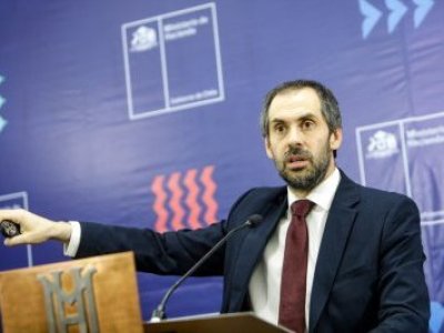 Oposición evalúa acusación constitucional contra ministro Grau por déficit fiscal