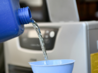 Enap informa que la parafina sube 107 pesos por litro