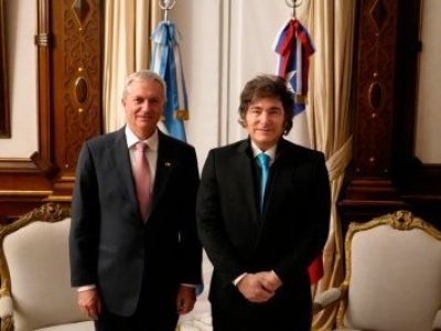 Kast inicia visita oficial a Argentina marcada por caso Apablaza