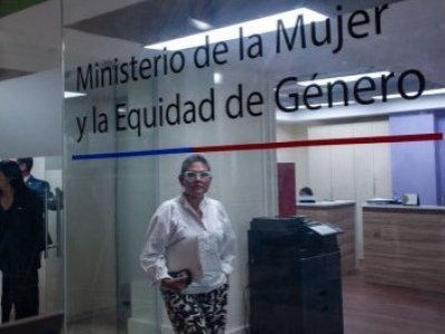 Gobierno mantendrá salida de directora del SernamEG tras su licencia médica