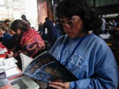 La lectura como medicina: Cómo el hábito de leer fortalece el cerebro en cada etapa de la vida
