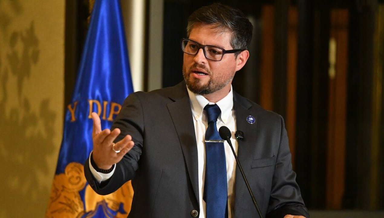/actualidad/proyecto-del-pdg-plantea-bajar-dieta-parlamentaria-en-mas-de-un-30