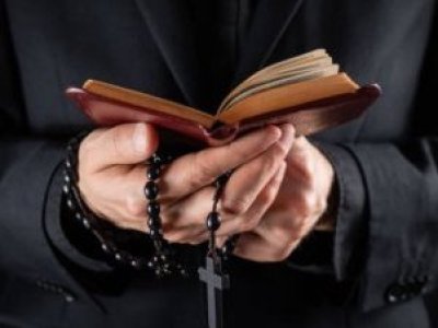 Justicia ordenó indemnizar a víctimas de sacerdotes pedófilos amparados por Congregación Salesiana