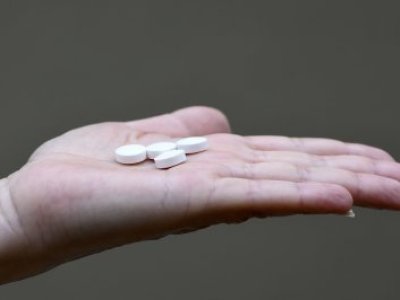 Comisión de salud presenta proyecto para aumentar sanción por venta irregular de medicamentos