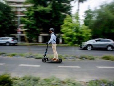 Accidentes de trayecto en scooters aumentan 37% en comparación a 2025