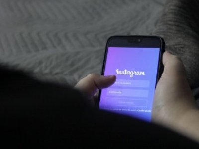 Encuesta revela que el 28% atribuye deficientes resultados educativos al exceso de pantallas