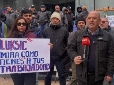 Minera Centinela pagara millonario bono a sus trabajadores para finalizar huelga